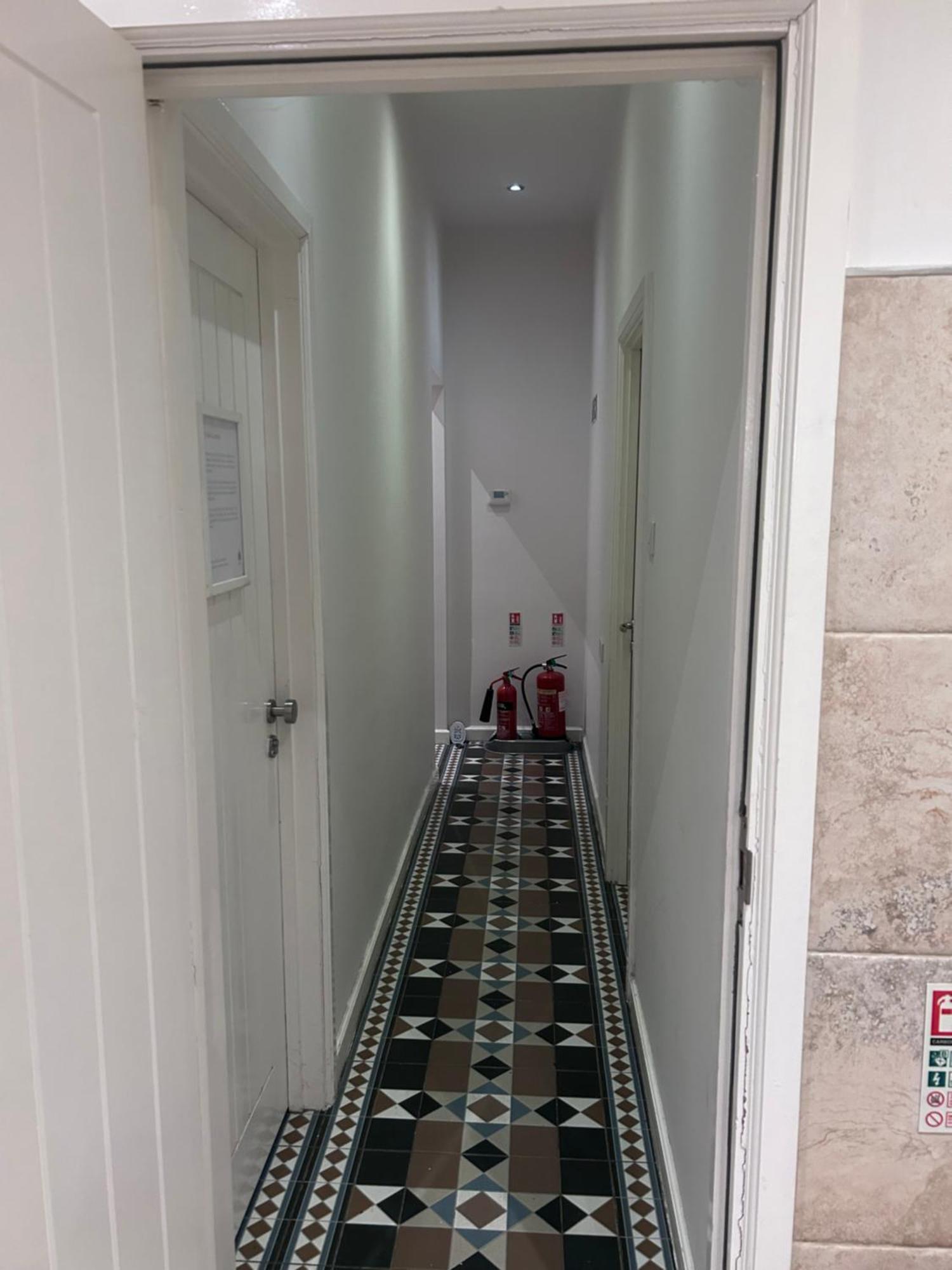 Seaford Guest House Xxx Stoke-on-Trent Εξωτερικό φωτογραφία